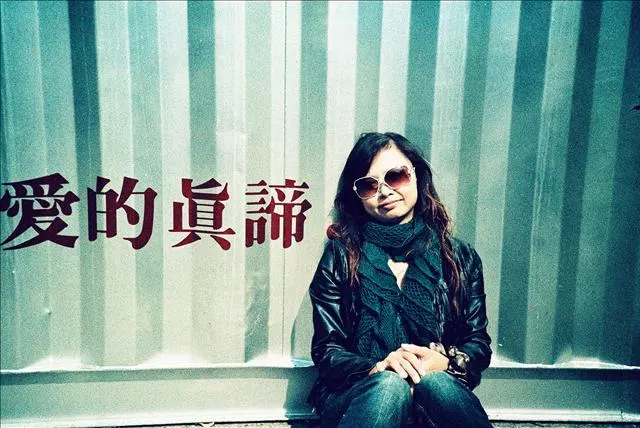 Me shot by J@駁二，高雄。2009