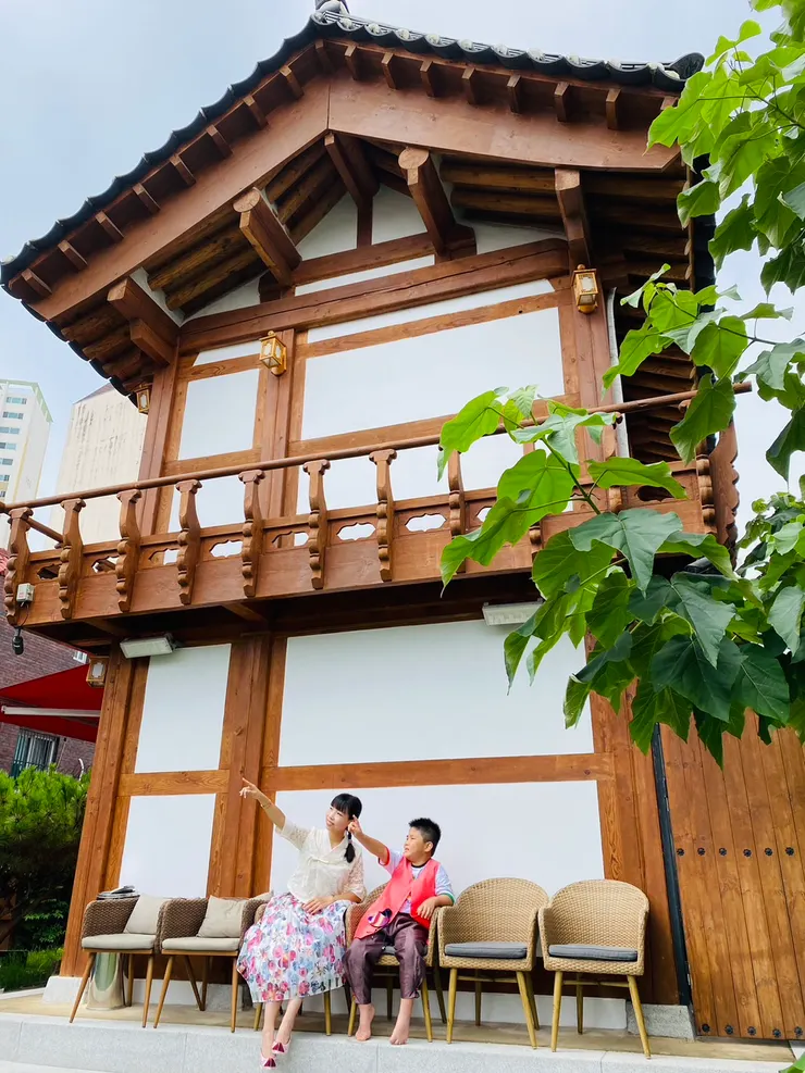 西門韓屋-韓服體驗 租借女性韓服送兒童韓服體驗