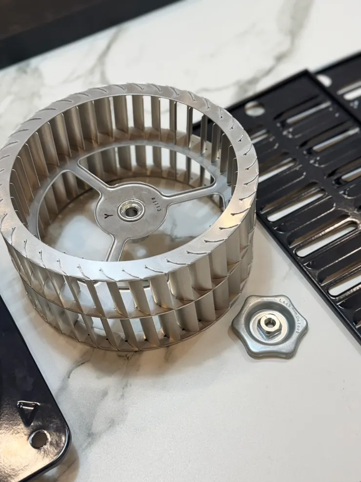 （小提醒：拆下來的小零件務必收好，並告知家人正在晾乾請勿移動）