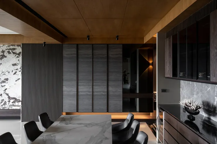 作品分享：美術帝國(點我看更多作品介紹)