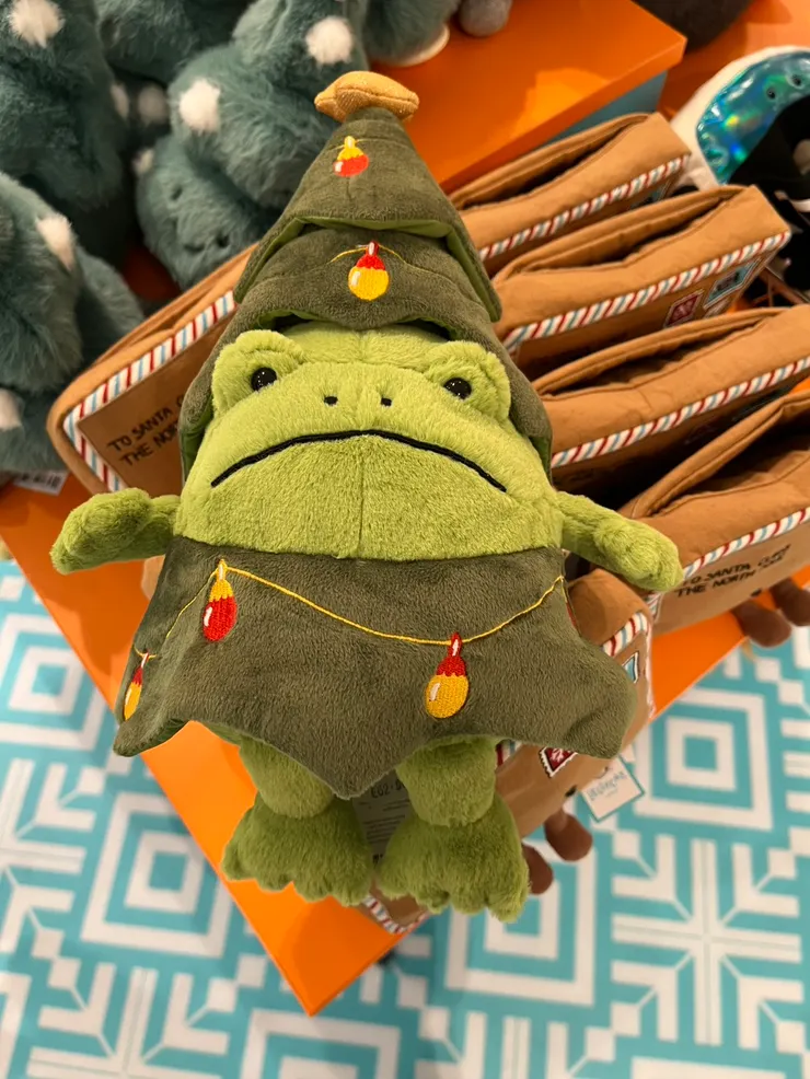 我覺得牠很不滿意自己的裝扮