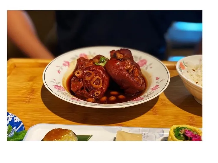 \當事豬腳/