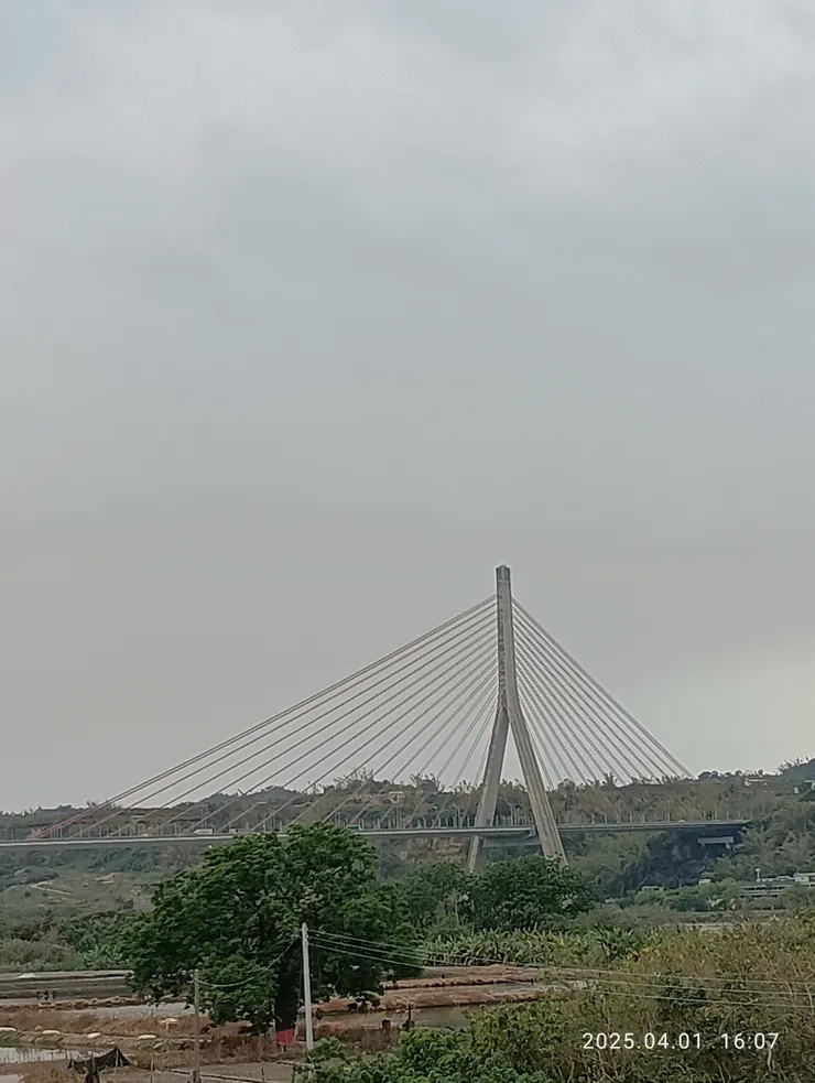 斜張橋，南二高佛光山旁