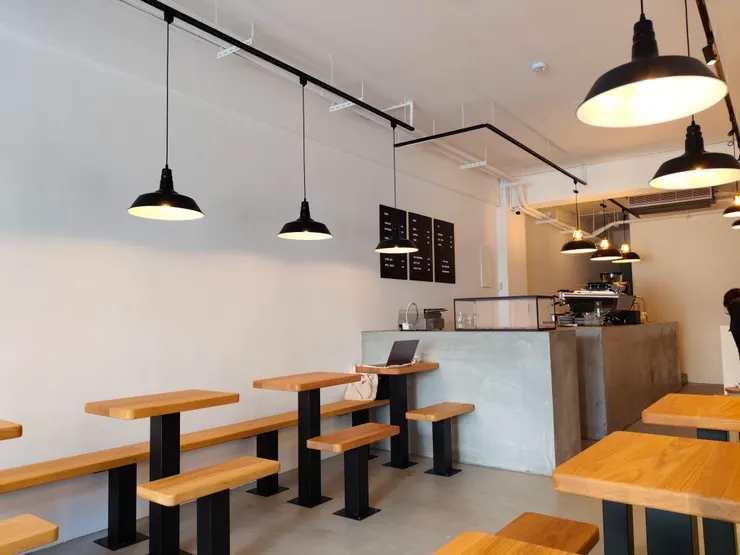 absence presence的店名,有很多演繹的空間