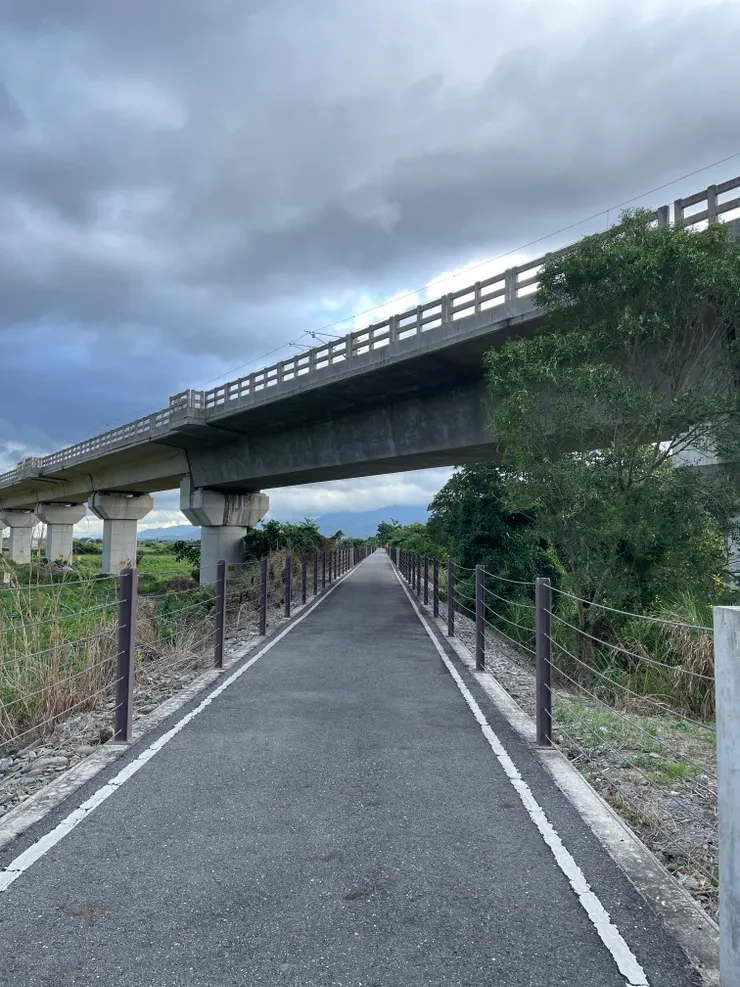 月眉腳踏車道，這條規劃的很好
