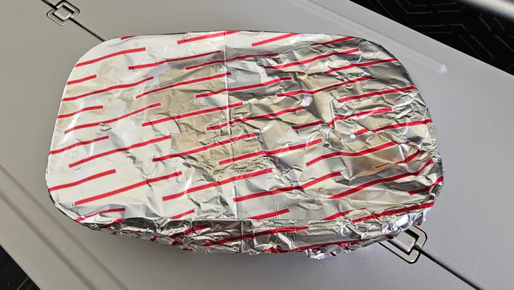 芥蘭牛肉飯的包裝!