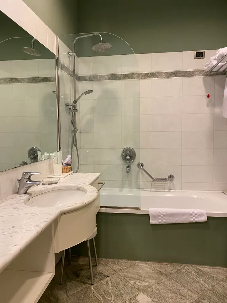 有浴缸能泡澡就是幸福☺️