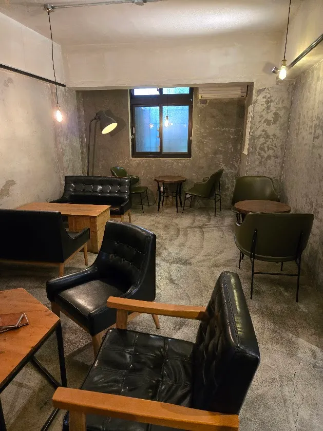 趁沒人的時候趕快來偷拍幾張