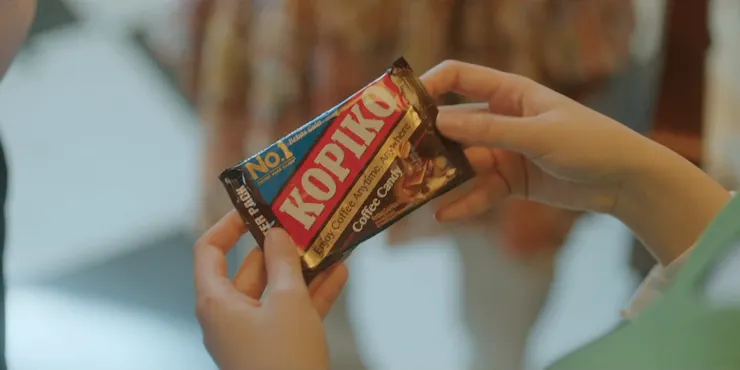 KOPIKO置入型廣告。(friDay影音 第8集 07:47)