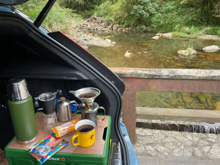 北橫溪邊來杯咖啡