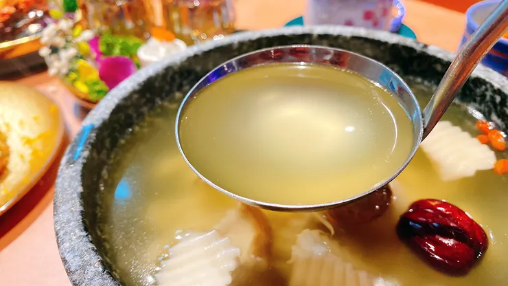 林口海鮮餐廳【拿靠生猛海鮮】媲美海港級料理，節慶聚會推薦餐廳