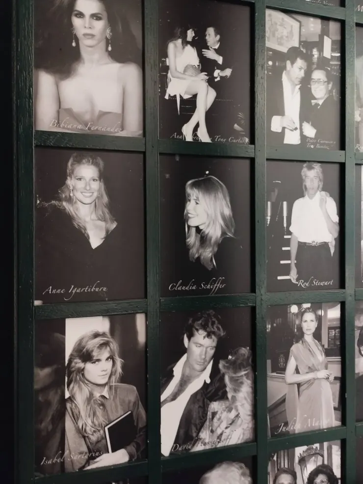 店內的眾多的名人照