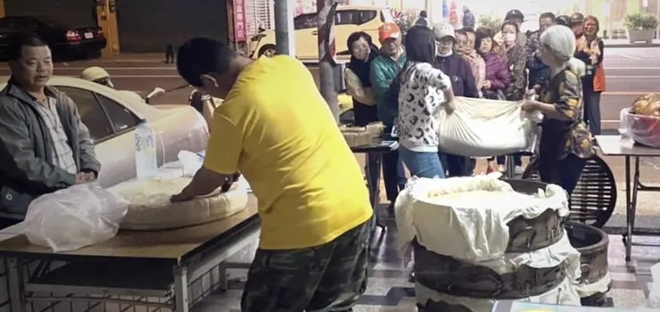 「刻榖米心愛粿歷」想幫助家裡生意而探索做粿議題