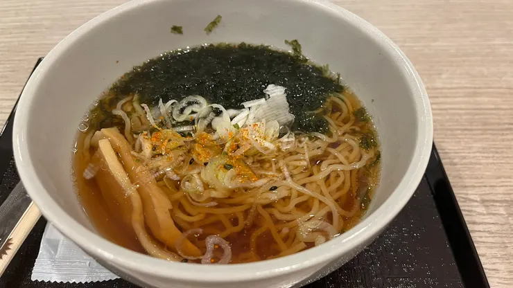 味道對於台灣人來說，算是偏鹹了一些。