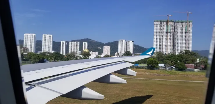 要到玻璃市，先要從檳城下機在轉車