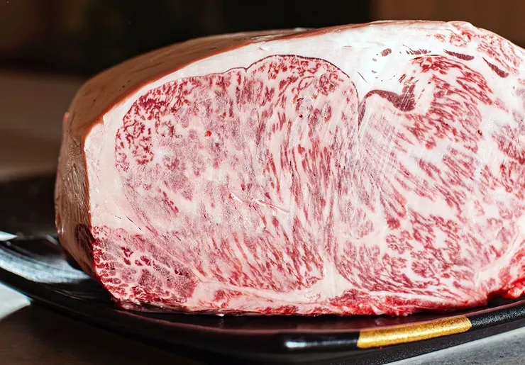 【武鶴和牛火鍋-吉林總店】A5和牛吃到飽、鱈場蟹腳吃到飽,送波士頓龍蝦│台北火鍋吃到飽推薦