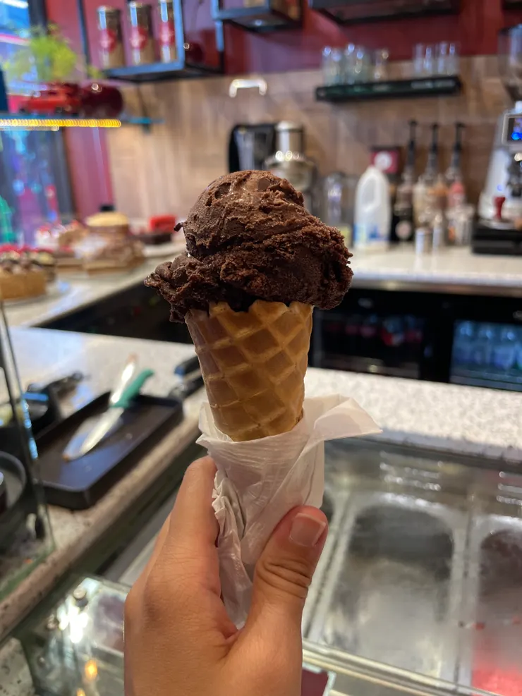 冰淇淋兩球£7.9(不知為何我只拍到一球)