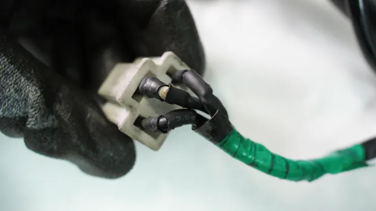 老車最怕就是這種被破壞接過的線組