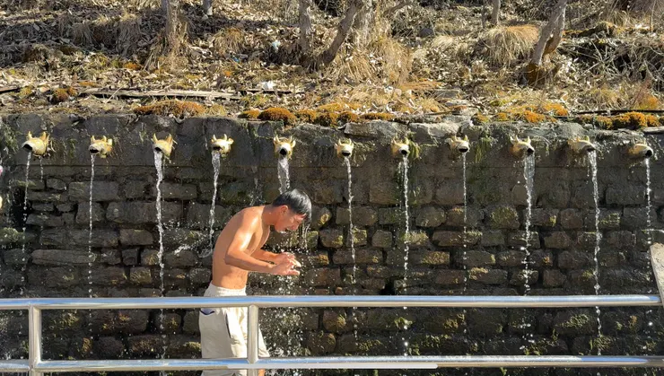 水柱洗禮的信徒