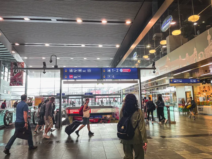 繁忙的維也納中央火車站