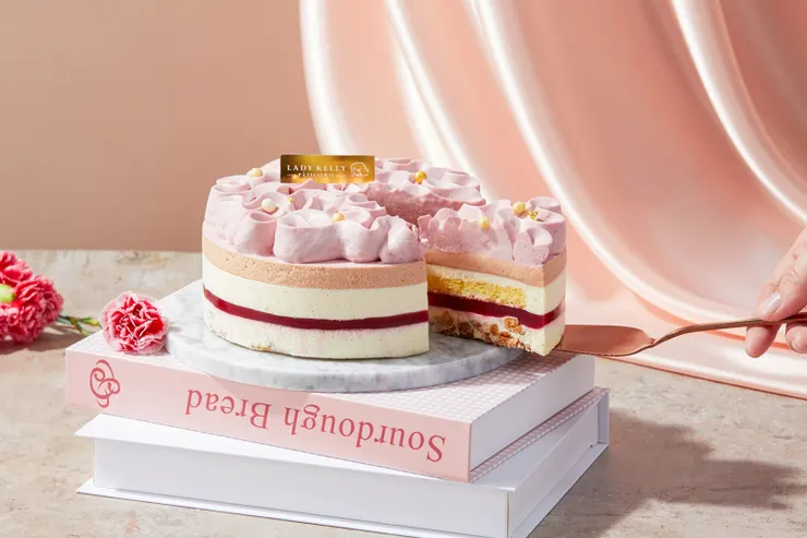 圖說：把日常的陪伴與不說出口的溫柔，化作一顆蛋糕的心意，為母親節留下值得被記住的甜蜜時刻。（資料來源：LADY KELLY）