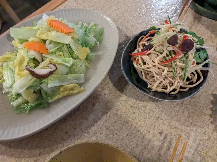 跳舞豆干絲、炒娃娃菜