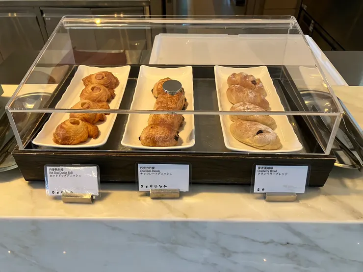 麵包有三款 每天都不一樣