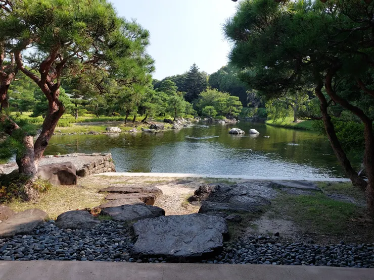 很喜歡這種有稍微拍出光影落差的美景