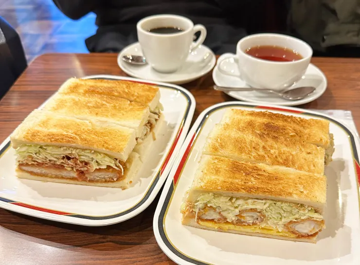 我自己非常喜歡的炸豬排三明治及炸蝦三明治