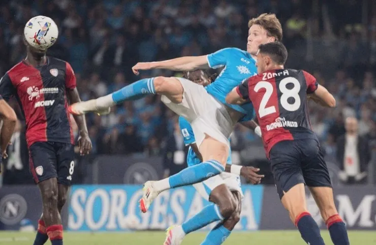 麥湯米尼凌空抽射破網助拿玻里領先1:0