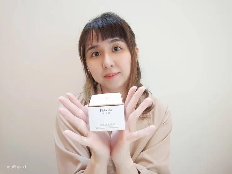 父植萃FLORETTIE_玫瑰全能活膚霜