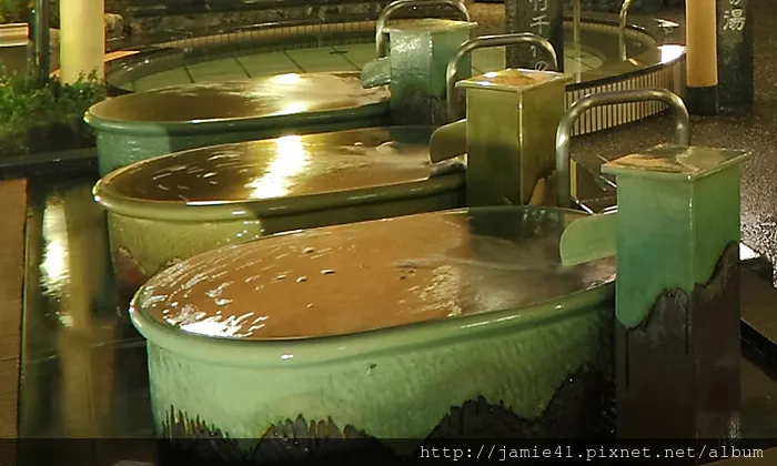 以上圖片來自於「大曾根溫泉 湯の城」官網