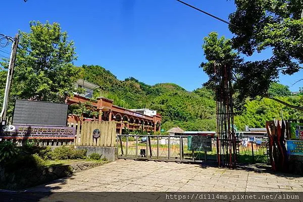 阿里山國中小