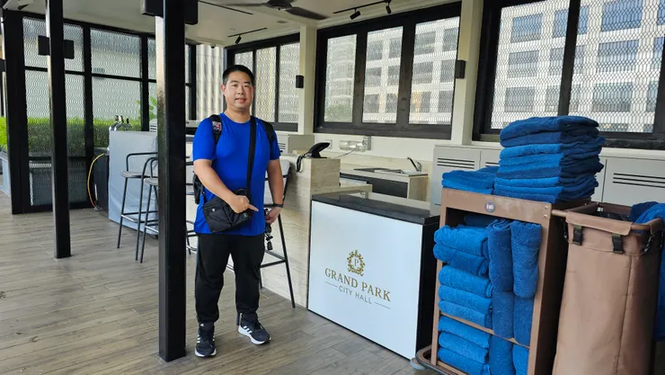 新加坡君樂皇府酒店的英文名字!