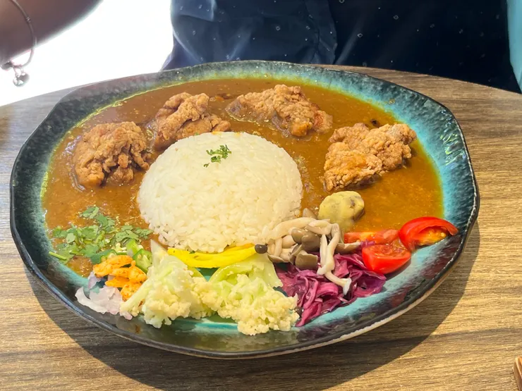 稲町家香料咖哩專門-唐揚雞腿香料咖哩