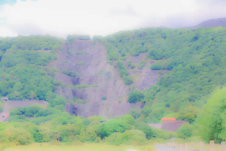 蘭貝里斯(Llanberis)小鎮的一景