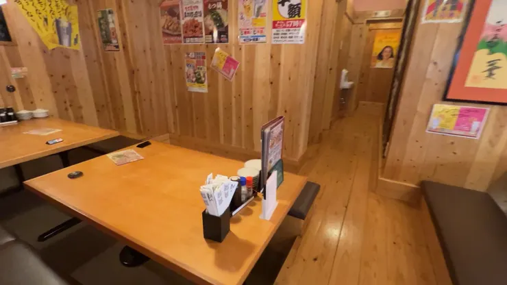 日本連鎖居酒屋「屋台壽司」 (Yataizushi / や台ずし)