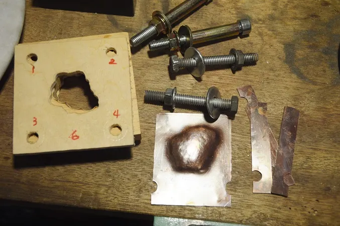 上面銅的葉子別針使用的葉子初胚自製模具