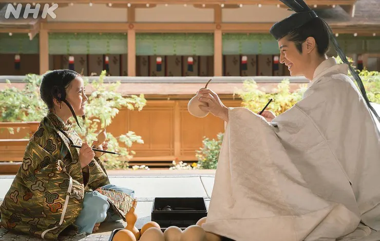 和樂融融的天皇父子檔