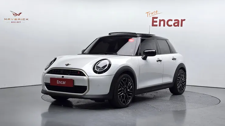 韓規2025 Mini Cooper S 5 Doors外匯車