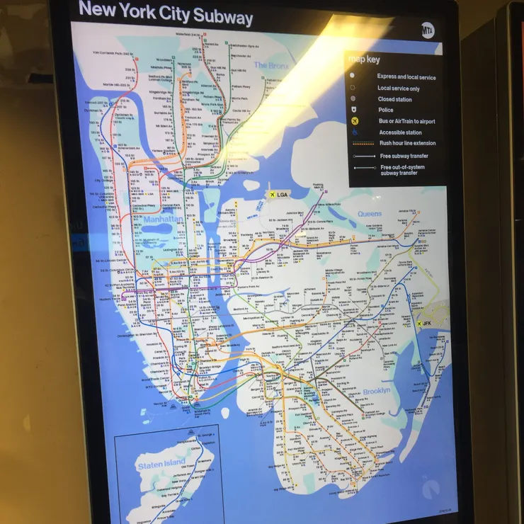 好複雜的地鐵網路圖