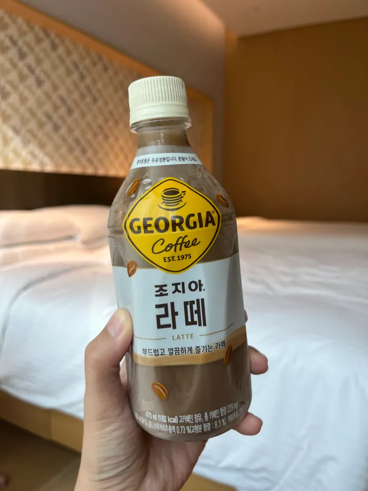 濟州島的拿鐵，這款喝起來很甜