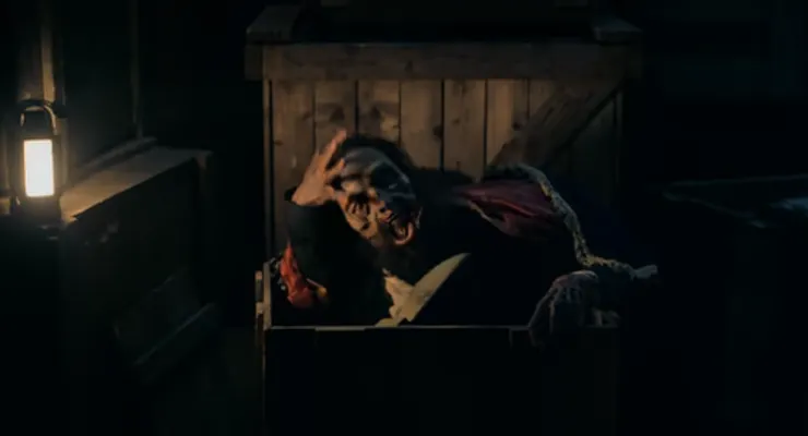 繁體中文翻譯成「活屍」，但英文是講undead（不死者），泛指故事中的活屍、吸血鬼新娘，乃至於吸血鬼王子德古拉。（圖：Netflix。）