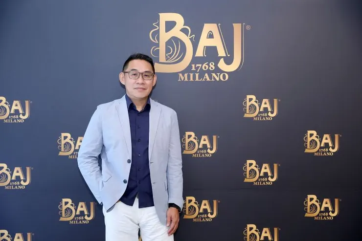 ▲鎖定高端贈禮市場與甜點饕客，「天清日晏」負責人王樂民首度引進義大利傳奇甜點 BAJ 潘妮朵尼耶誕糕。