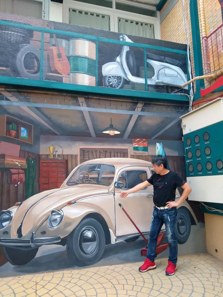 這台車很有文化氣息。