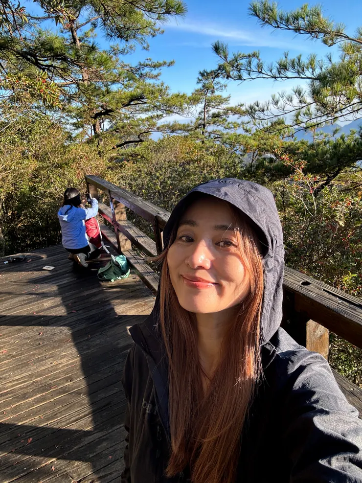 7:17 抵逹鳶嘴山觀景平台，這次爬山之外還要充當探索戶外的產品模特兒🤭