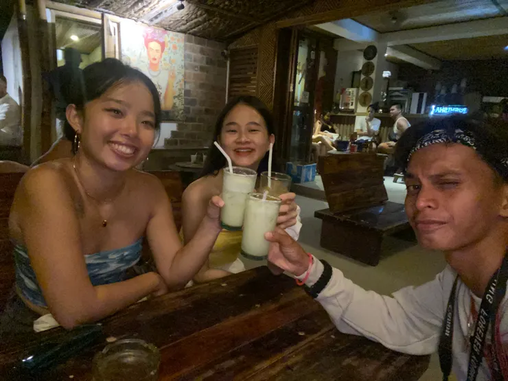 Joshua推薦的當地酒吧