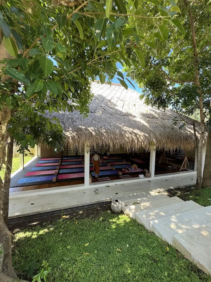 茅草屋的粉嫩空間La tribu