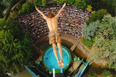 跳水要先面對的是心理問題，之後才是身體問題