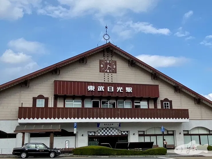 從新宿直接到東武日光，車程接近兩小時